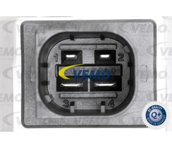 Кондензатор, климатизация VEMO V30-62-1036 за MERCEDES B (W245) от 2005 до 2011