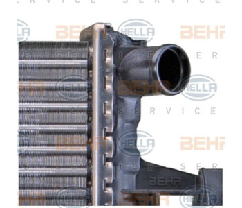 Радиатор, охлаждане на двигателя HELLA 8MK 376 711-251 за MERCEDES C (W202) седан от 1993 до 2000