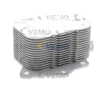Маслен радиатор, двигателно масло VEMO V25-60-0026 за FORD FOCUS III от 2010 до 2018
