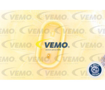 Допълнителна водна помпа VEMO V30-16-0008 за MERCEDES CL (W215) от 1999 до 2006